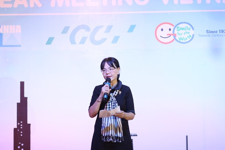 PGS.TS Ngô Thị Quỳnh Lan, Trưởng Khoa Răng Hàm Mặt, Hubet Trò chơi sòng bạc trực tuyến hay nhất, thương hiệu TPHCM phát biểu tại lễ khai mạc